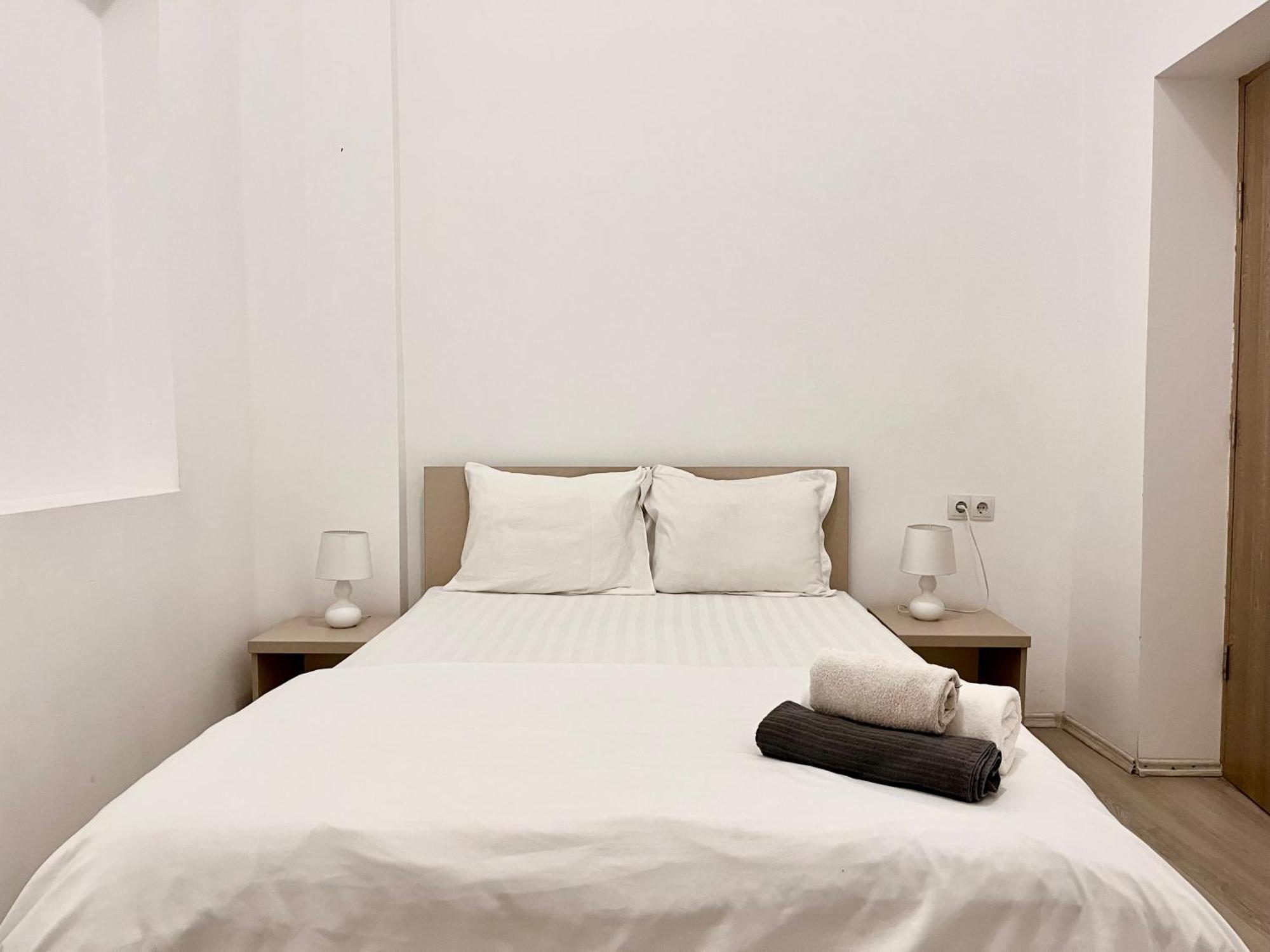 Old Town - Ultra Central Apartment Bucarest Extérieur photo