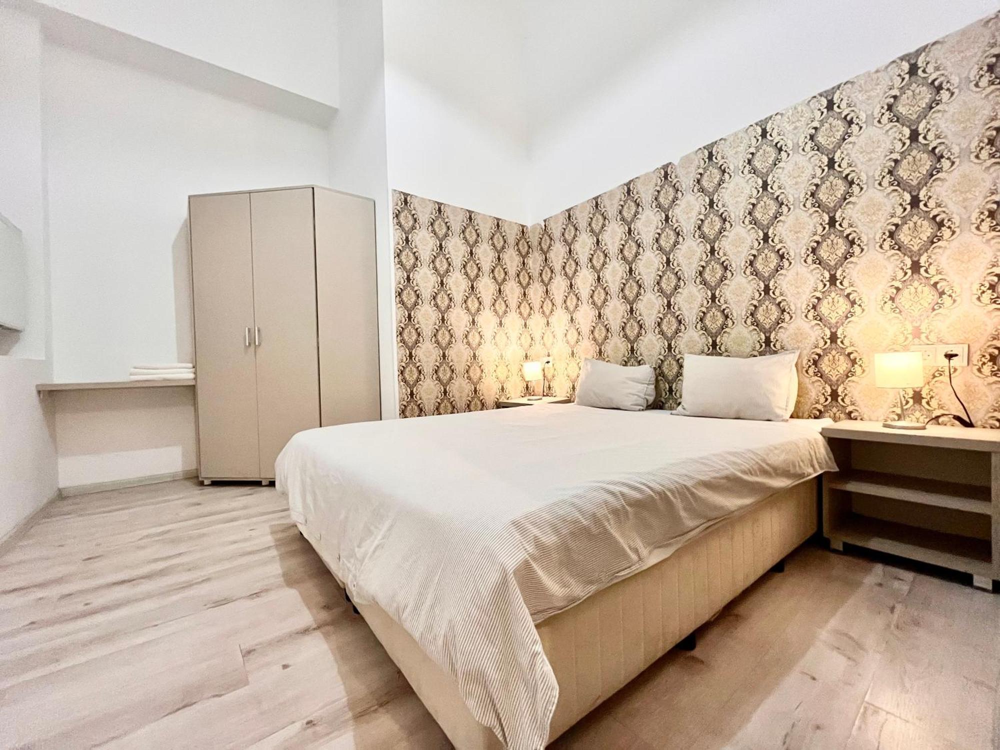 Old Town - Ultra Central Apartment Bucarest Extérieur photo