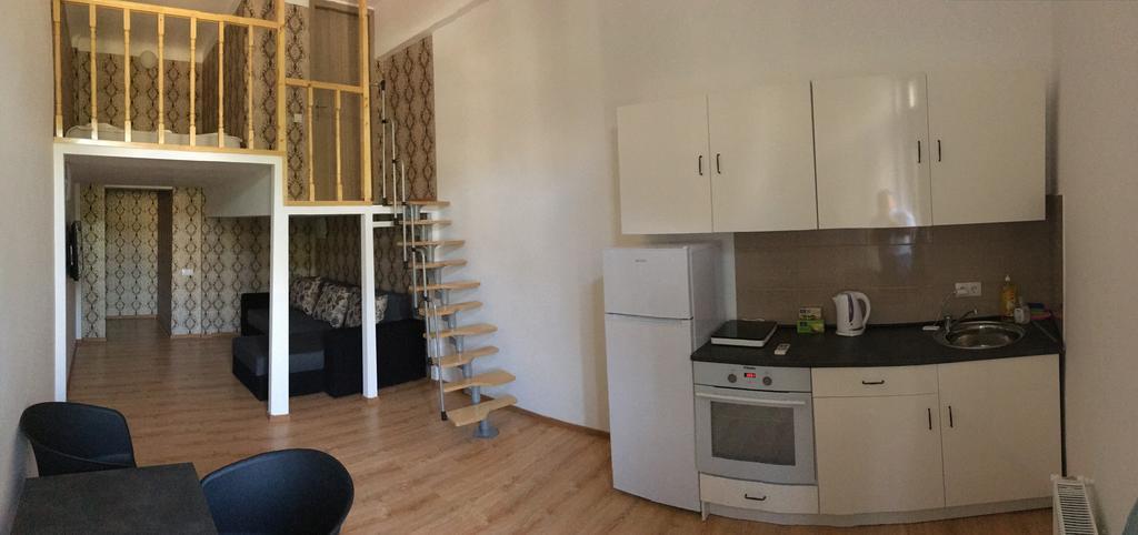 Old Town - Ultra Central Apartment Bucarest Extérieur photo